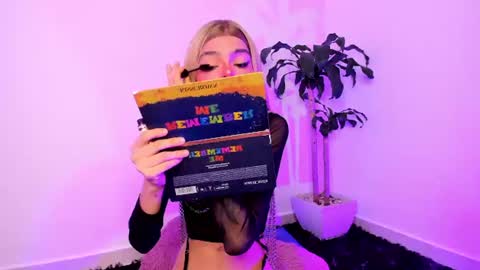 Snapshot of varya_ferreira chatting on 12, 6, 2026 Varya Ferreira - independent model online show from 12, 6, 2026