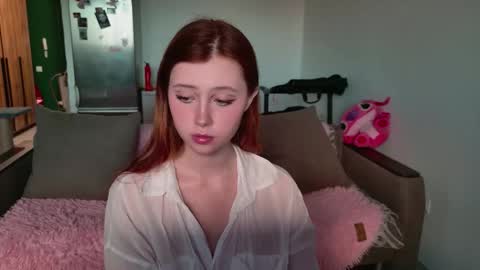 Snapshot of vasilisa_lik chatting on 19, 9, 2025 Vasilisa lik online show from 19, 9, 2025