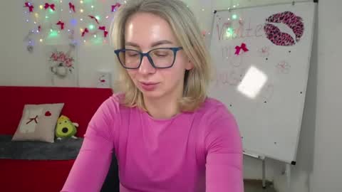 Snapshot of vasilisasii chatting on 3, 5, 2026 Vasilisa online show from 3, 5, 2026