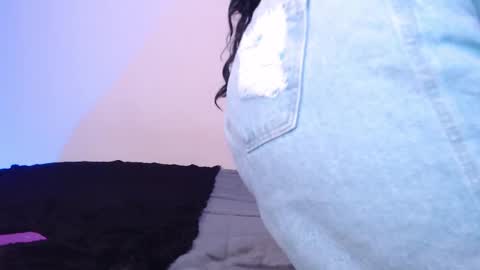 Vayolett Bass online show from 31, 1, 2025