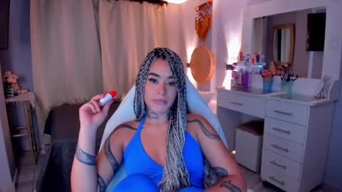 Snapshot of vayolett_bass chatting on 17, 3, 2026 Vayolett Bass online show from 17, 3, 2026