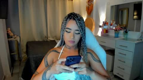 Snapshot of vayolett_bass chatting on 31, 3, 2026 Vayolett Bass online show from 31, 3, 2026