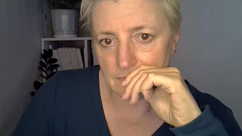 Snapshot of vea_motty chatting on 30, 5, 2026 vea_motty online show from 30, 5, 2026