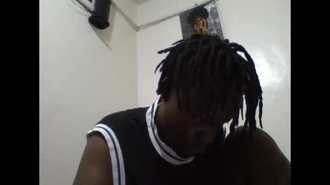 Snapshot of vee_tommy chatting on 25, 4, 2026 Vee tommy online show from 25, 4, 2026