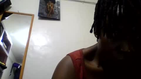 Snapshot of vee_tommy chatting on 8, 6, 2026 Vee tommy online show from 8, 6, 2026
