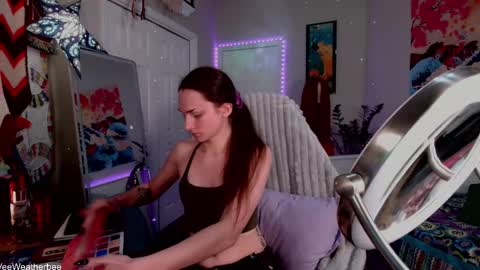 Snapshot of veeweatherbee chatting on 16, 9, 2025 Violet Weatherbee online show from 16, 9, 2025