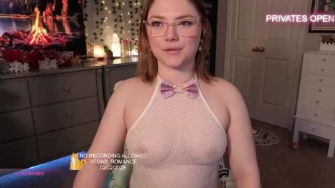 Snapshot of vegas_romance chatting on 3, 2, 2026 vegas_romance online show from 3, 2, 2026