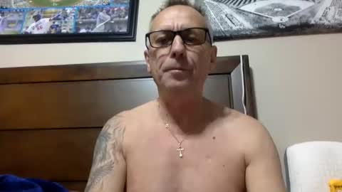 Snapshot of vegasbaby1001 chatting on 1, 5, 2026 Watcher online show from 1, 5, 2026