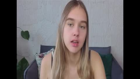 Snapshot of vel1ka chatting on 16, 9, 2025 Barbara online show from 16, 9, 2025