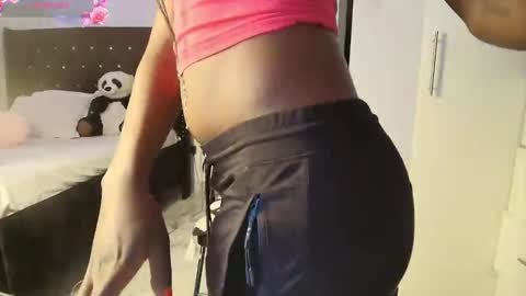 Snapshot of vel_zola chatting on 26, 3, 2026 zola online show from 26, 3, 2026