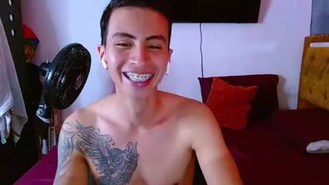 Snapshot of velk_hot1 chatting on 25, 6, 2026 velk_hot1 online show from 25, 6, 2026