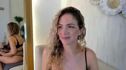 Velora online show from 18, 11, 2025