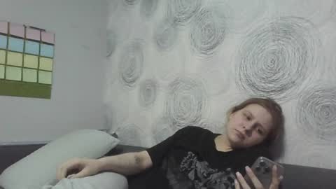 Snapshot of velourorbit chatting on 14, 6, 2026 Hi im Hannah online show from 14, 6, 2026