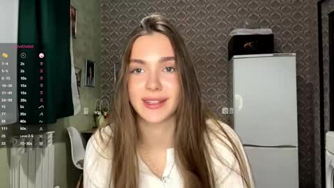 Snapshot of veluxe chatting on 16, 4, 2026 Nia online show from 16, 4, 2026