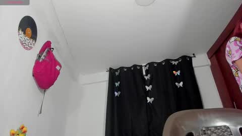 velvet_00 online show from 5, 3, 2025