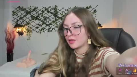 Snapshot of velvet__moon chatting on 23, 4, 2026 Sophi online show from 23, 4, 2026