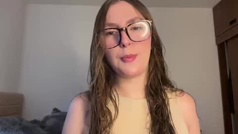 Snapshot of velvet__moon chatting on 3, 6, 2026 Sophi online show from 3, 6, 2026