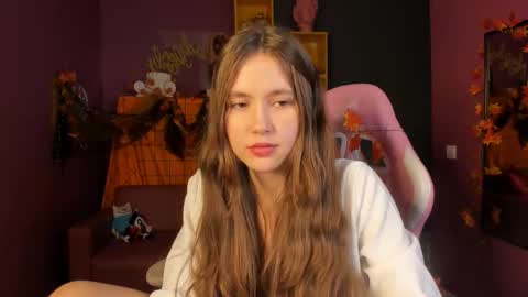 Snapshot of velvet_cherry chatting on 15, 10, 2025 velvet_cherry online show from 15, 10, 2025