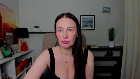 Snapshot of velvet_jasmine chatting on 25, 11, 2025 Jasmine online show from 25, 11, 2025