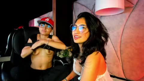 velvet  mystic online show from 19, 4, 2026