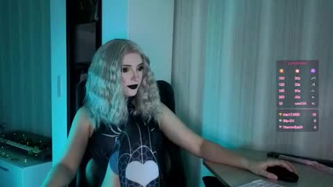 Violet online show from 4, 11, 2025