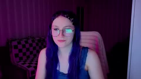 Snapshot of velvet_siren chatting on 18, 6, 2026 Violet online show from 18, 6, 2026