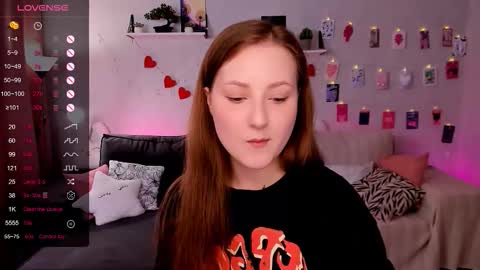 Snapshot of velvetcherry_ chatting on 26, 3, 2026 Mia online show from 26, 3, 2026