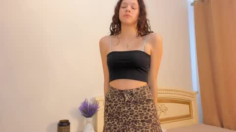 Snapshot of velvetrisque chatting on 11, 4, 2026 Kelly online show from 11, 4, 2026