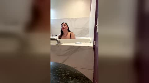 Snapshot of velvetsinner38 chatting on 28, 2, 2026 velvetsinner38 online show from 28, 2, 2026