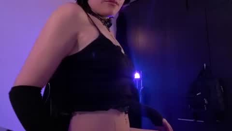 Snapshot of velvettee chatting on 3, 7, 2026 velvette online show from 3, 7, 2026