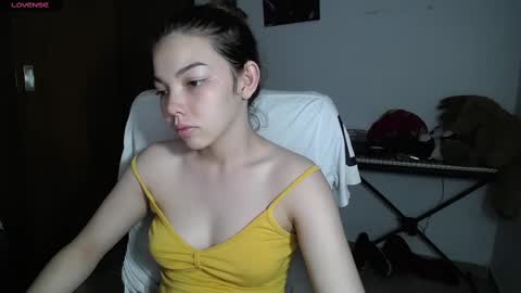 Venelope 3 online show from 11, 3, 2025