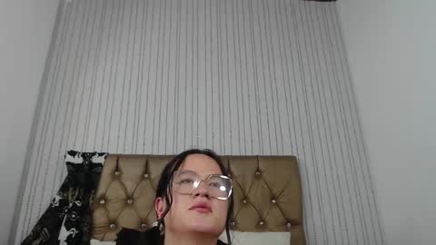 veneno hot online show from 30, 12, 2024