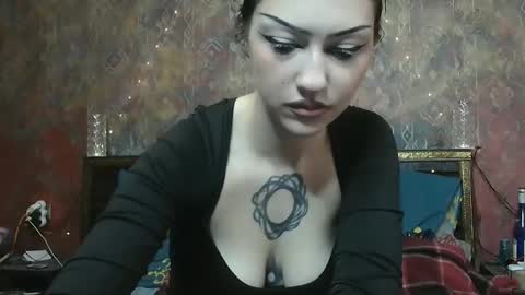 Snapshot of venera_goddess chatting on 6, 11, 2025 Naly online show from 6, 11, 2025
