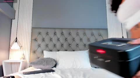 venez sofia  online show from 23, 10, 2025