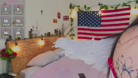 Vivian online show from 17, 4, 2026