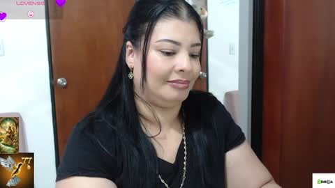 Snapshot of venus1111_ chatting on 8, 4, 2026 HI IM VENUS SMALL BOOBS BIG HEART WARM PUSSY online show from 8, 4, 2026