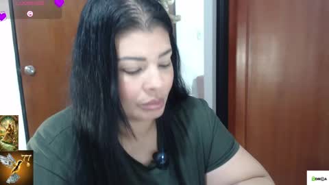 Snapshot of venus1111_ chatting on 22, 5, 2026 HI IM VENUS SMALL BOOBS BIG HEART WARM PUSSY online show from 22, 5, 2026