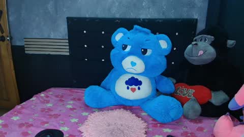 Snapshot of venus_26_ chatting on 11, 4, 2026 eva online show from 11, 4, 2026