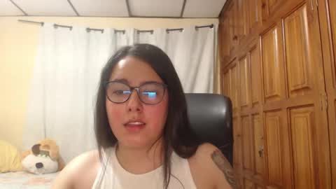 Snapshot of venus_cat_ chatting on 17, 5, 2026 Venus online show from 17, 5, 2026