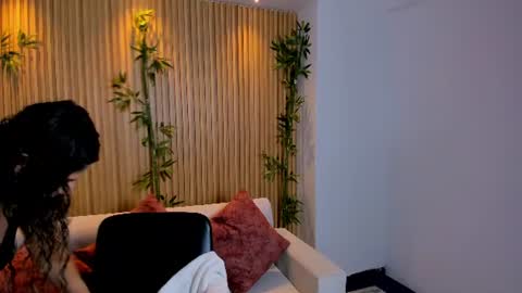 Snapshot of venus_cooperr chatting on 15, 7, 2026 Venus Cooperr online show from 15, 7, 2026