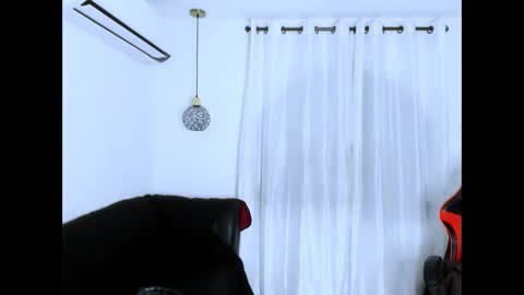 venus_velvet online show from 13, 11, 2025