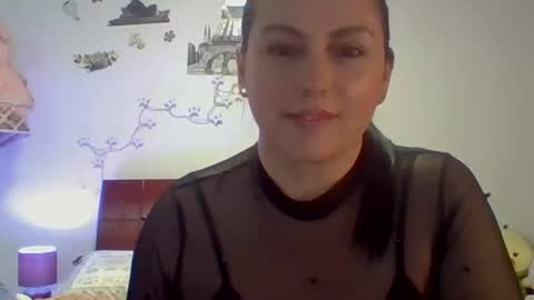 VENUSINA07 online show from 15, 11, 2025