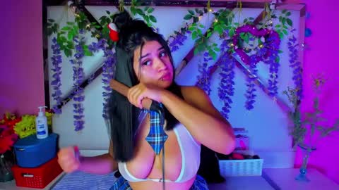 Venusowen  online show from 10, 10, 2025