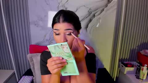 Snapshot of venusowen_ chatting on 16, 5, 2026 Venusowen online show from 16, 5, 2026