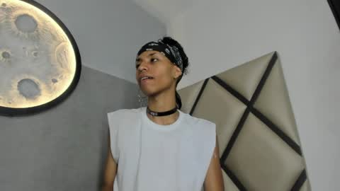 venuss_03 online show from 6, 5, 2026