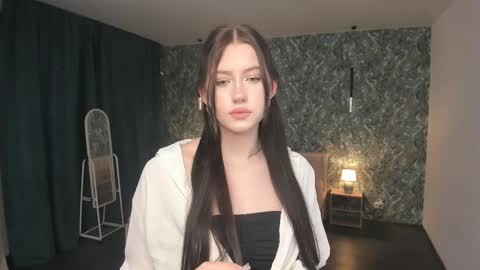 Snapshot of veolasil chatting on 20, 4, 2026 Veola online show from 20, 4, 2026