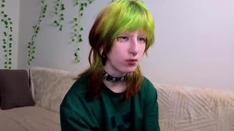 Snapshot of veolatownson chatting on 22, 9, 2025 Erica online show from 22, 9, 2025