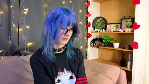 Snapshot of veolatownson chatting on 4, 4, 2026 Erica online show from 4, 4, 2026