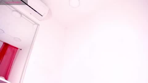 Snapshot of vera_candella chatting on 28, 4, 2026 vera online show from 28, 4, 2026