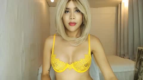 Snapshot of vera_octopus chatting on 13, 2, 2025 CHLOE the C L are silent online show from 13, 2, 2025